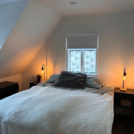 1 Bedroom Apartment ハフナルフィヨルズゥル エクステリア 写真