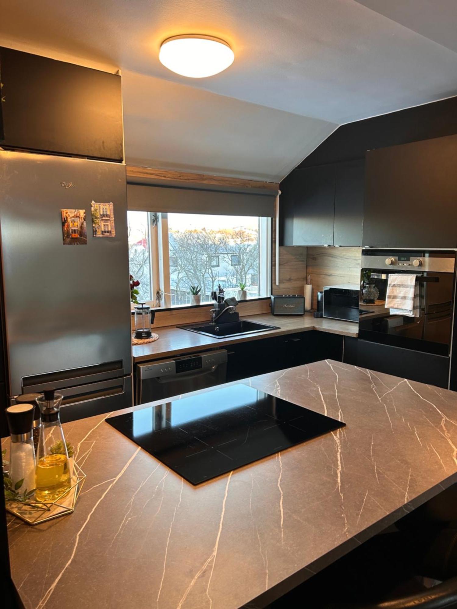 1 Bedroom Apartment ハフナルフィヨルズゥル エクステリア 写真